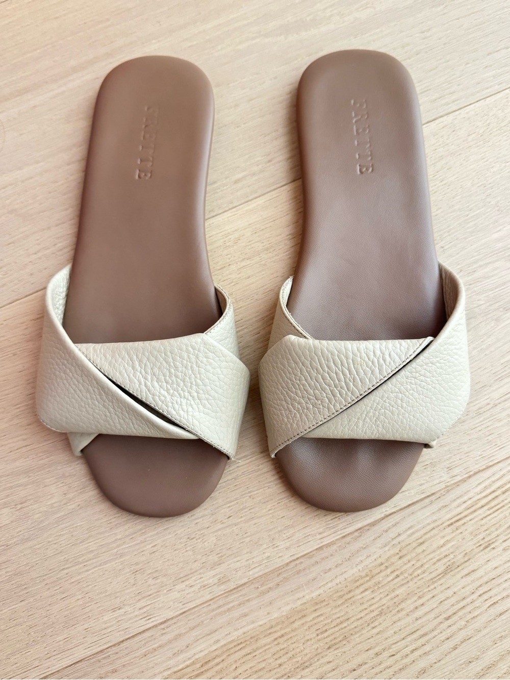 Frette Cream Leather Crossband Slide Sandals with Brown Footbed